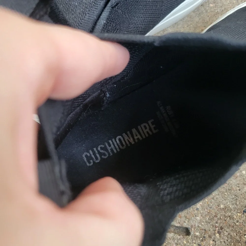 Cushionaire Ruby Sneakers Womens 8.5 Black Knit Slip On Platform Comfort‎ Shoes